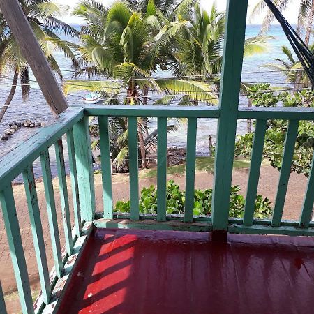 Corn Island Hostal Alal Suite North End Dış mekan fotoğraf