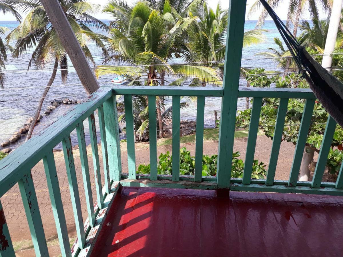 Corn Island Hostal Alal Suite North End Dış mekan fotoğraf
